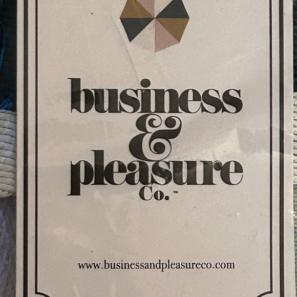 BNWT BUSINESS & PLEASURE COOLER BAG - Picture 5 of 13